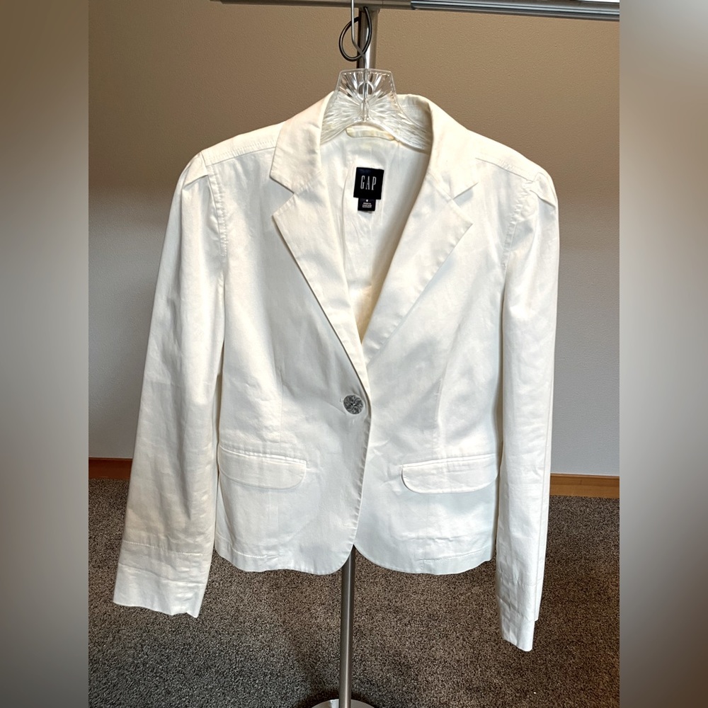 Gap white blazer